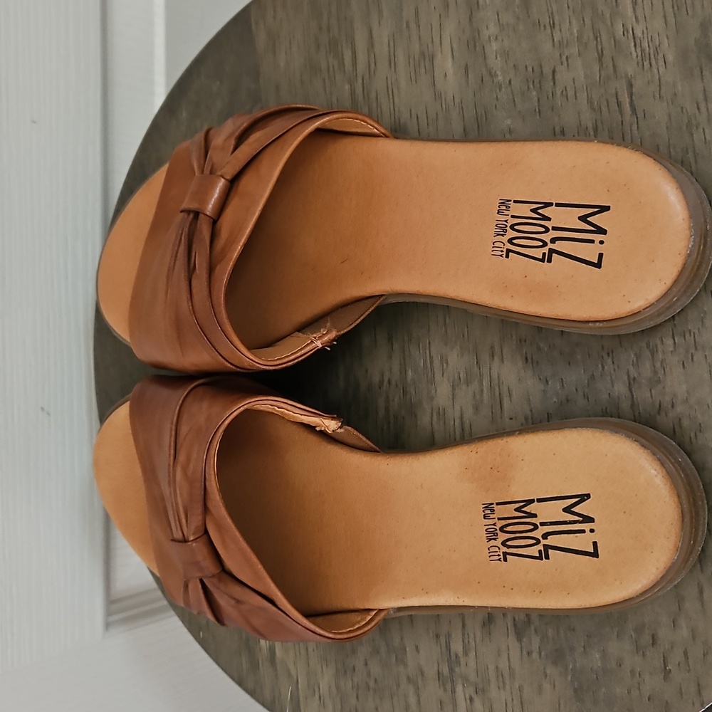 Miz Mooz | Women's Leather Tan Knotted Sandals. Leather. - Picture 3 of 10